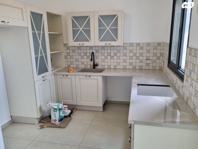 דירה, אמנון ליפקין שחק, נוף הטיילת, נתניה