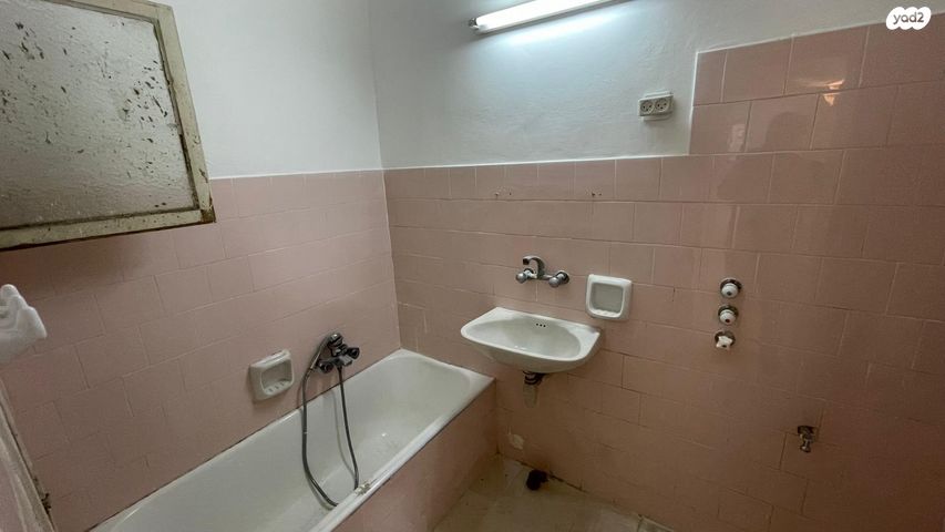 דירה, החשמונאים 64, לב העיר, בת ים