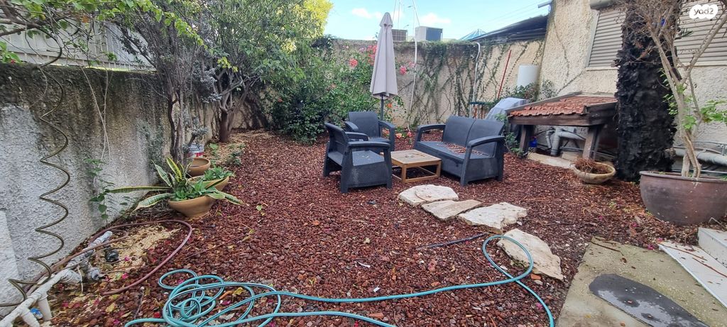 דירה, הרצליה