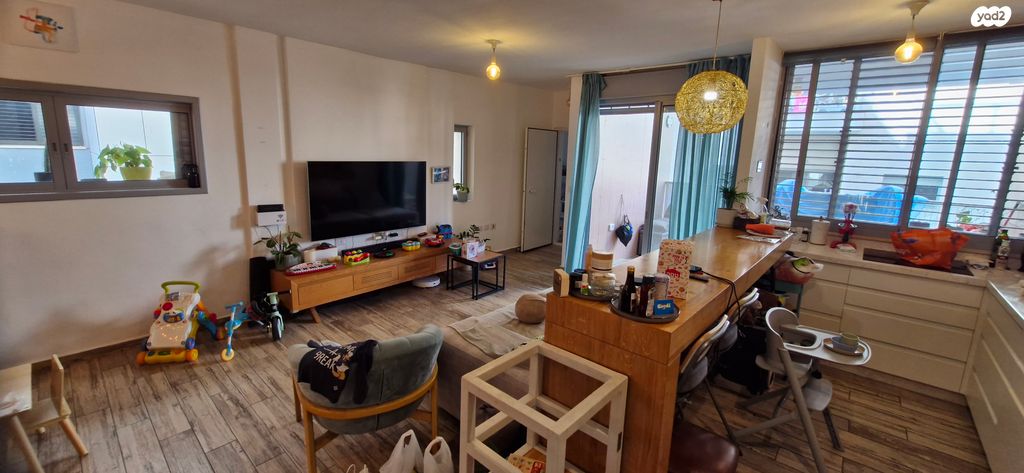 דירה, שברץ, נווה דוד רמז, רעננה