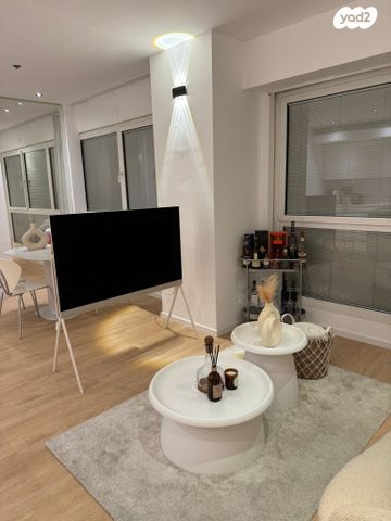 דירה, צמרות איילון, פארק צמרת, תל אביב יפו