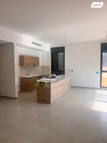 שמעון ויזנטל 18