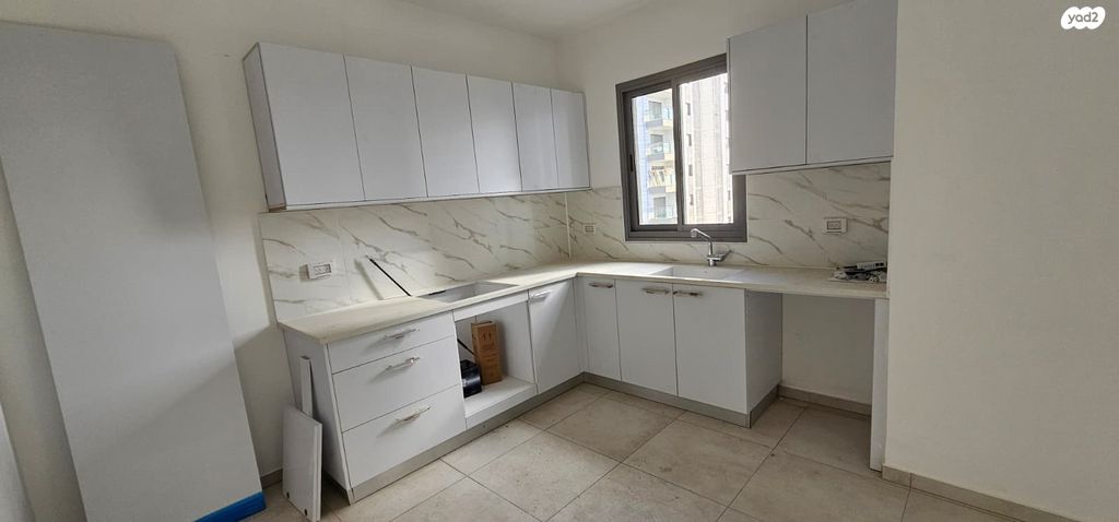 דירה, תלמי מנשה, באר יעקב