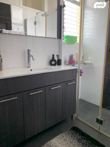 דירה, כצנלסון, בורוכוב, גבעתיים