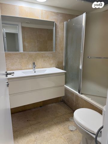 דירה, חנוך אלבק, ירושלים