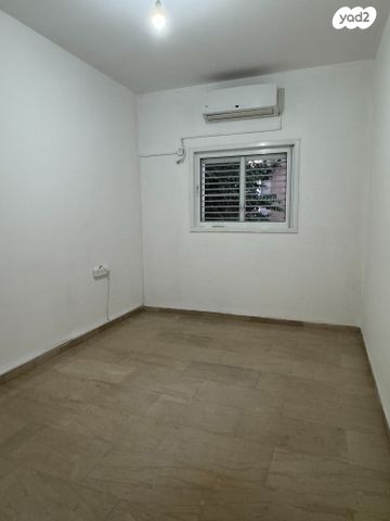 דירה, תל חי, נגבה, רמת גן