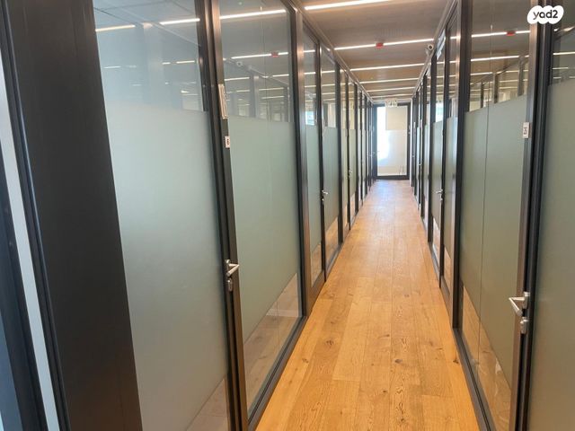 משרדים, בר כוכבא, אזור תעשיה צפון, בני ברק