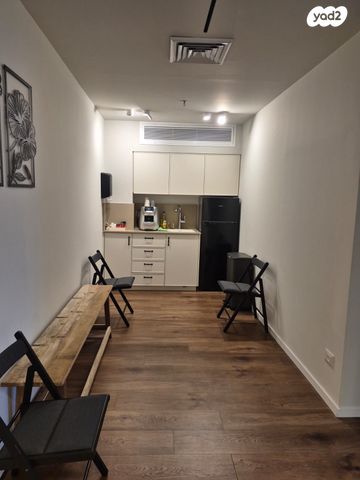 קליניקות, סוקולוב, מתחם 1200, הוד השרון