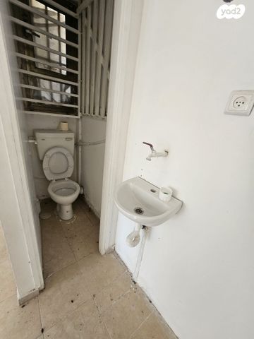 חנויות/ שטח מסחרי, בלפור 41, הגבול רוטשילד, בת ים