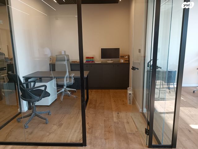 משרדים, סוקולוב 46, מתחם 1200, הוד השרון