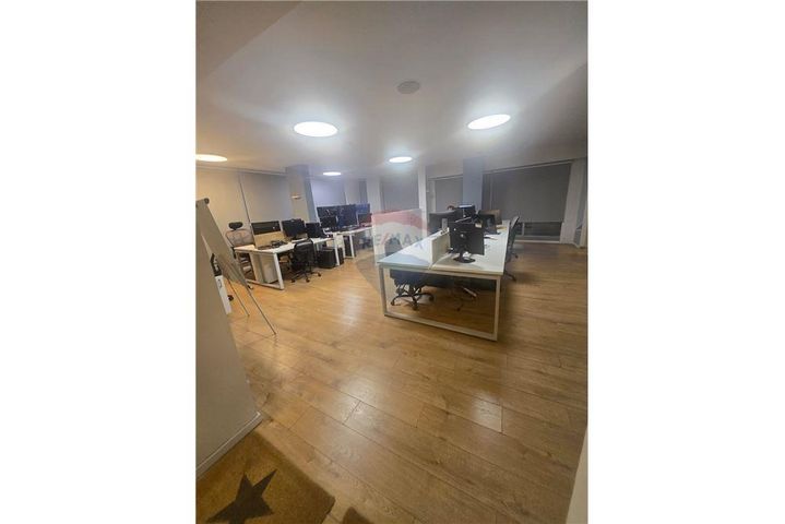 משרדים, אריה דיסנצ'יק 5, רביבים, תל אביב יפו
