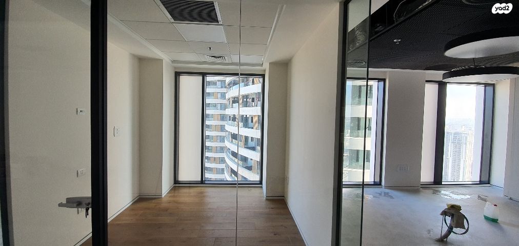 משרדים, דרך מנחם בגין 156, מונטיפיורי, הרכבת, תל אביב יפו