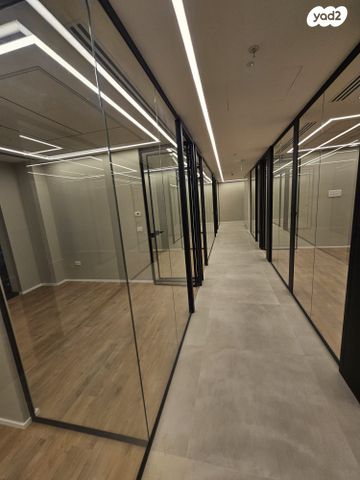 משרדים, התנופה, תלפיות תעשיה ומסחר, ירושלים