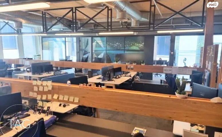 משרדים, דרך מנחם בגין 121, תל אביב יפו