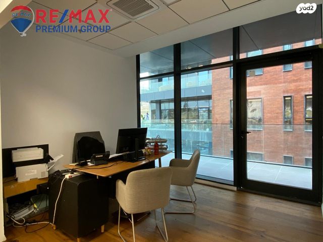 משרדים, שוהם