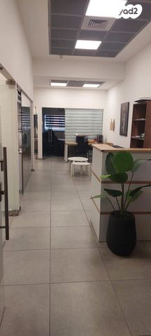 בן ציון גליס 