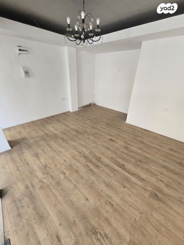 חנויות/ שטח מסחרי, בלפור 137, דרום מערב ותיק, בת ים