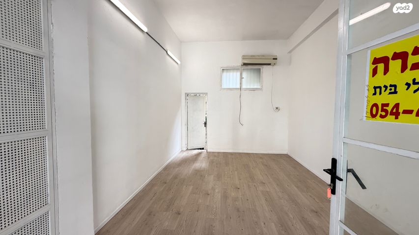 חנויות/ שטח מסחרי, פרישמן 90, הצפון הישן - דרום, תל אביב יפו