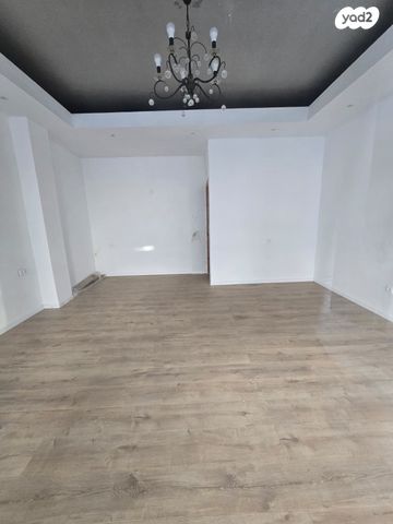 חנויות/ שטח מסחרי, בלפור 137, דרום מערב ותיק, בת ים