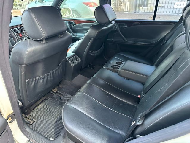 מרצדס-בנץ E-class