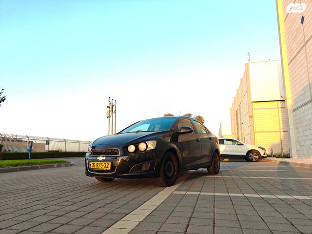 שברולט סוניק