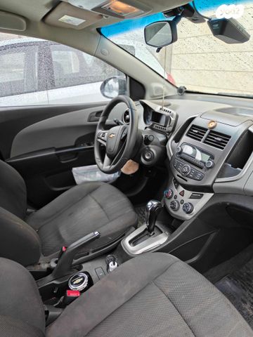 שברולט סוניק