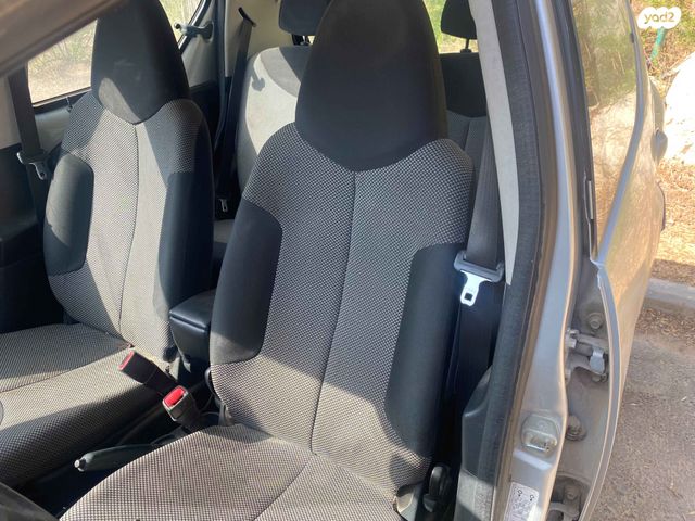 טויוטה אייגו