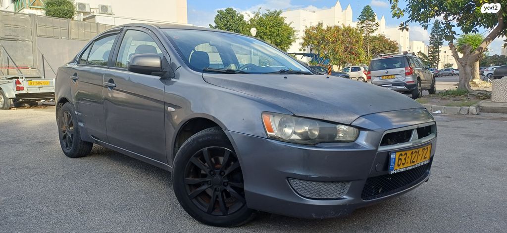 מיצובישי לנסר