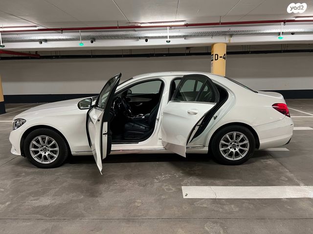 מרצדס-בנץ C-class
