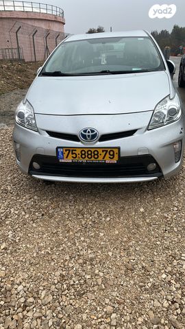 מודעת רכב טויוטה פריוס