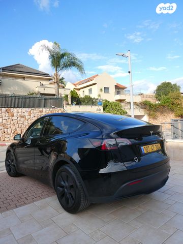 מודעת רכב טסלה מודל Y