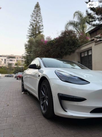 טסלה מודל 3