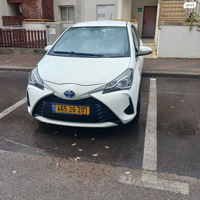 מודעת רכב טויוטה יאריס