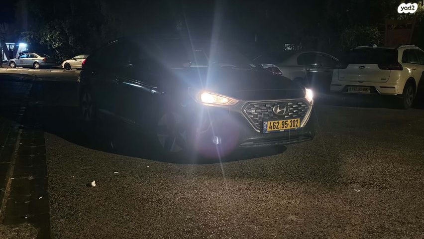 יונדאי איוניק