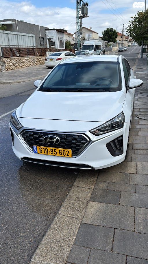 מודעת רכב יונדאי איוניק