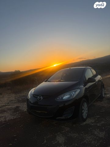 מודעת רכב מאזדה 2