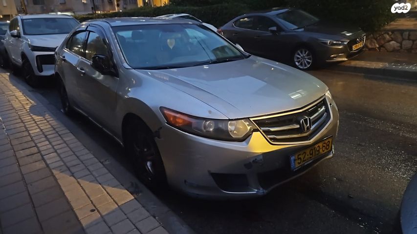 מודעת רכב הונדה אקורד