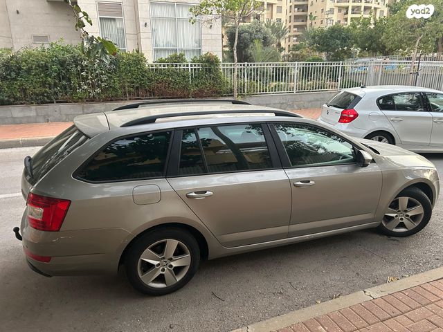 סקודה אוקטביה 