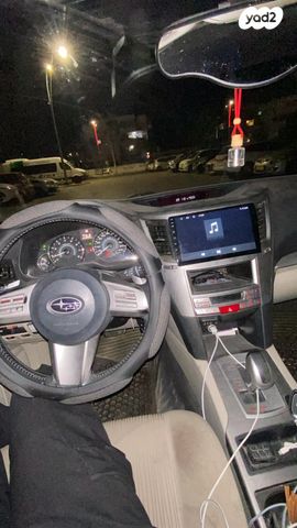 סובארו B4/לגאסי