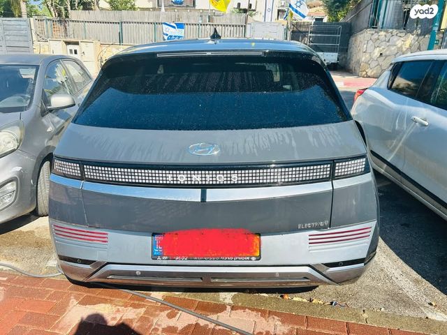 יונדאי איוניק 5