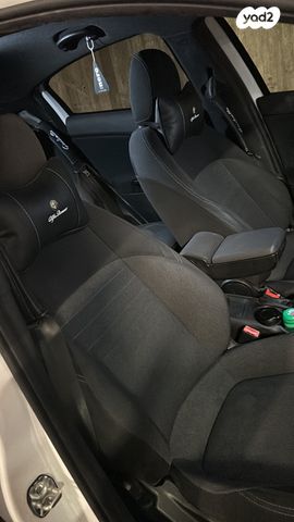 אלפא רומיאו ג'ולייטה