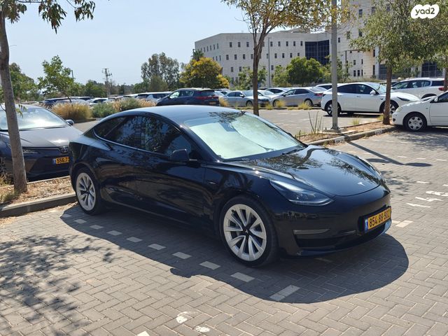 טסלה מודל 3