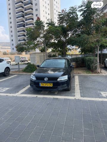 מודעת רכב פולקסווגן ג'טה