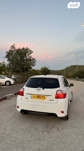 טויוטה אוריס