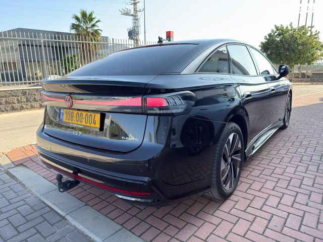 פולקסווגן ID.7