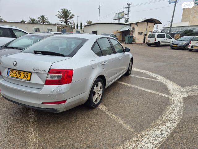 סקודה אוקטביה