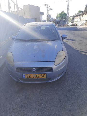 מודעת רכב פיאט פונטו
