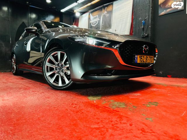 מאזדה 3