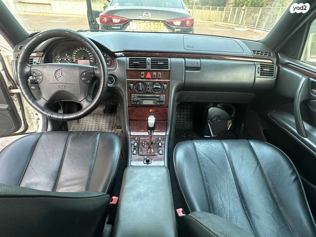 מרצדס-בנץ E-class