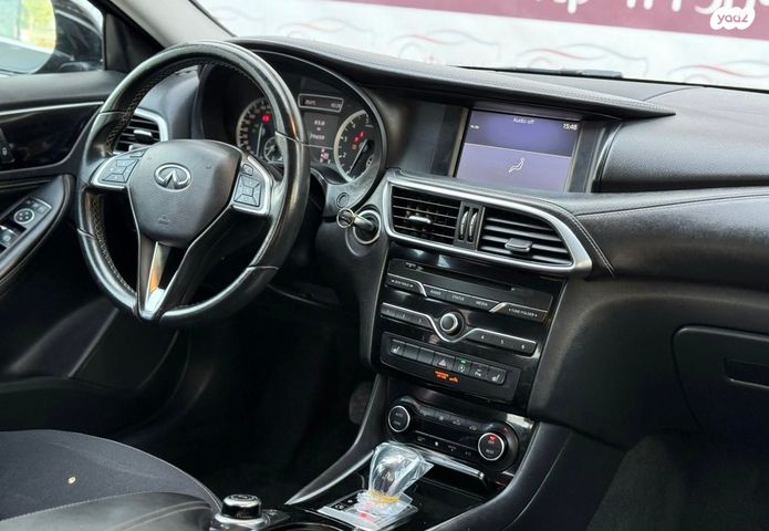 מודעת רכב אינפיניטי Q30